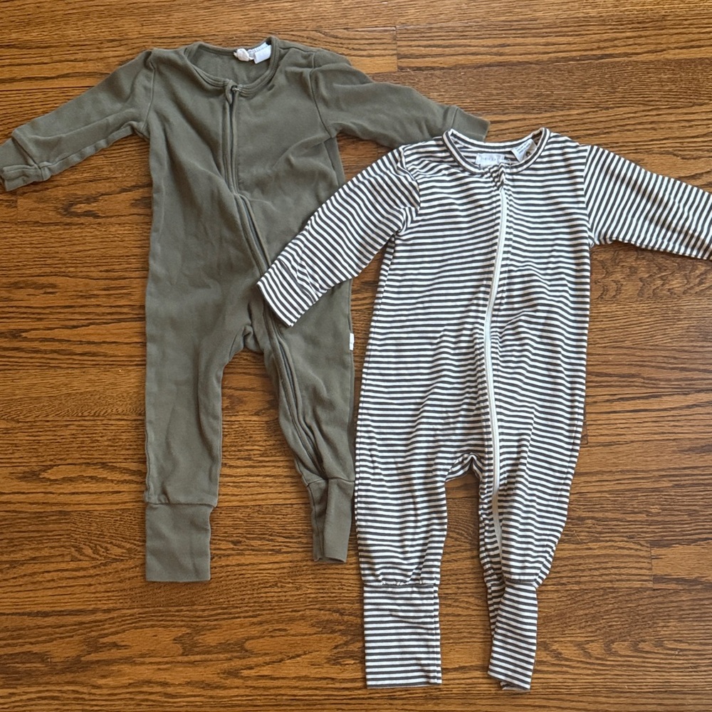 Bundle of Jamie Kay organic cotton zipper pajamas 1Y